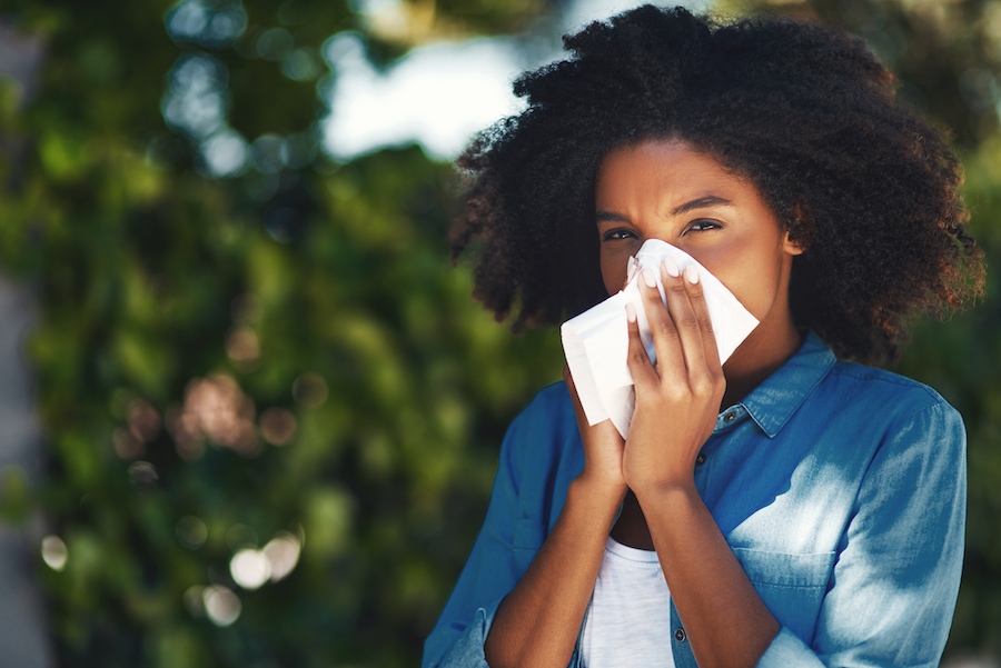 allergey-season-girl-blowing-her-nose